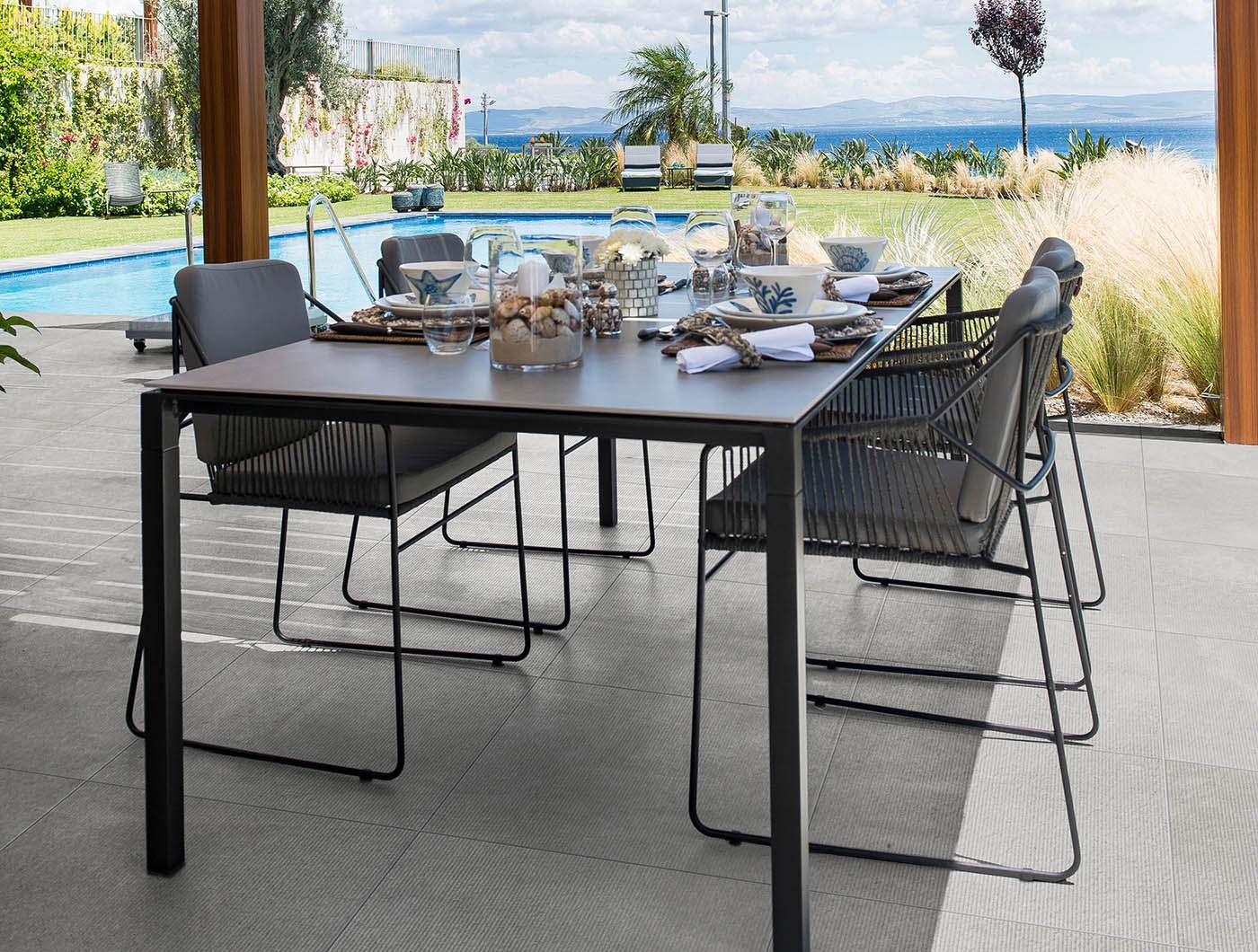 Leccese_Fumo_60x60_cesellata_1400x1060