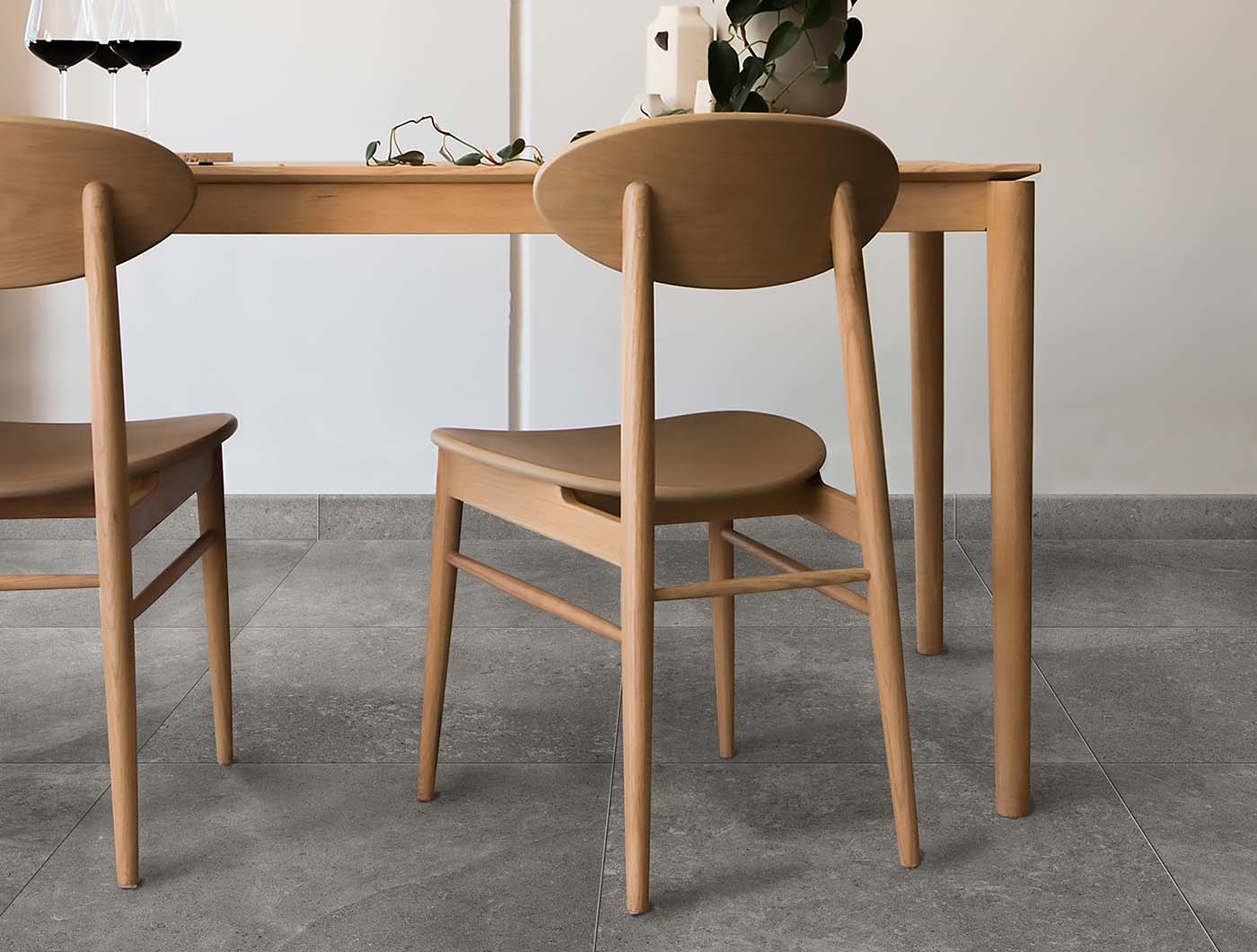 Leccese_skirting7x60_Fossile_1400x1060