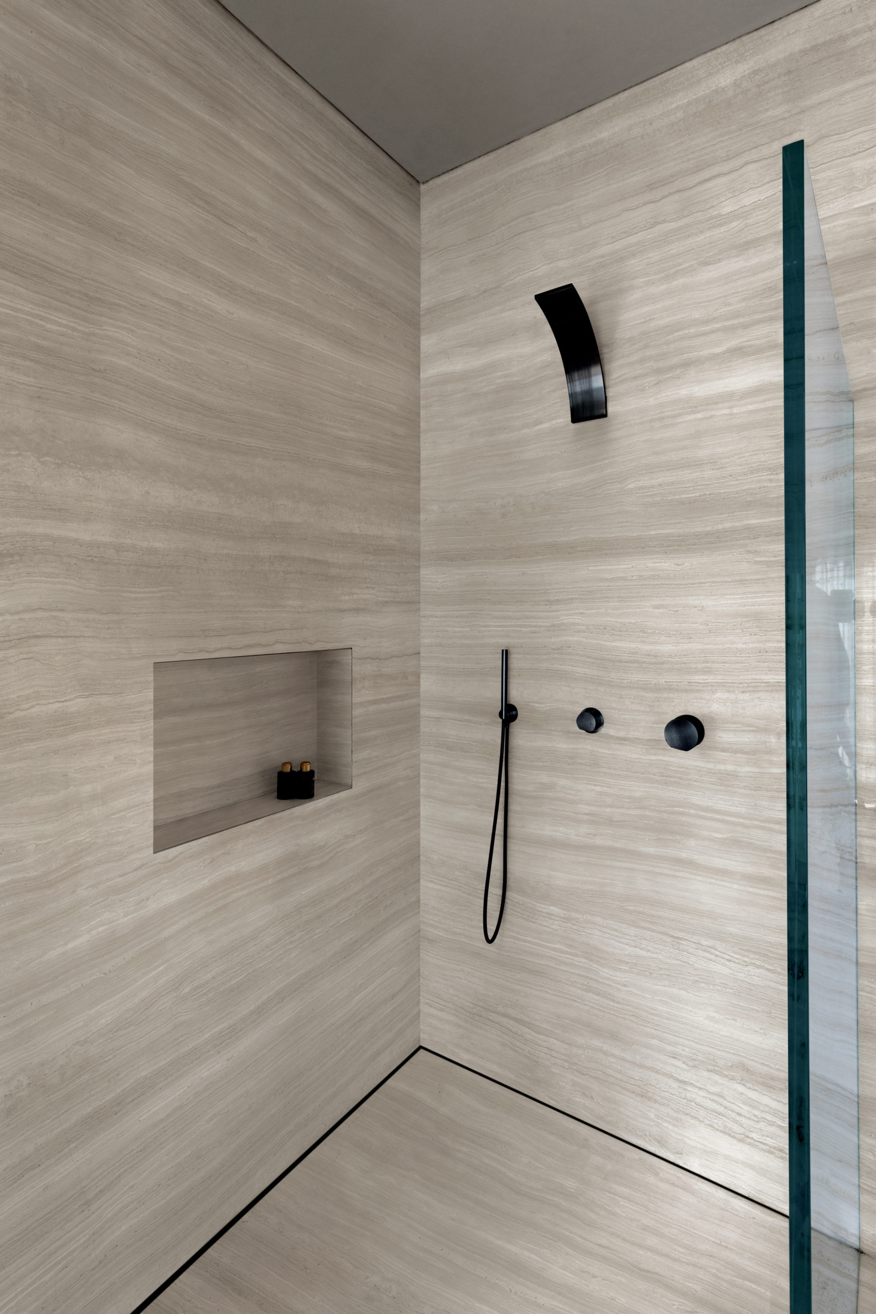 ARC-Biotech-52-3_F_Stone Wood soft_Matte